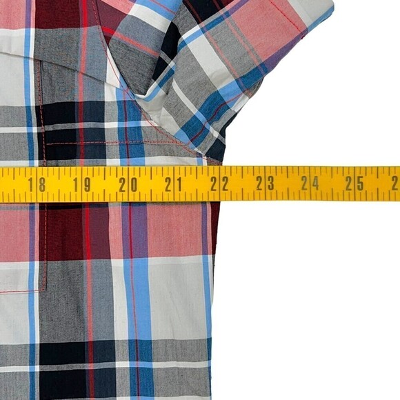 NWT Spyder Men's Crucial Short Sleeve Button Down Shirt Red Plaid Medium - Picture 13 of 14